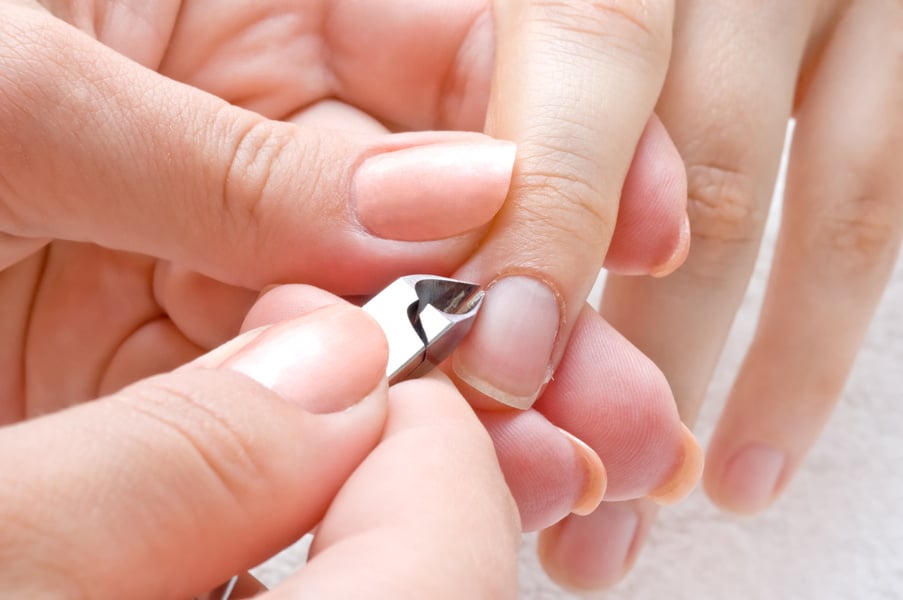 manicure, cuticle cut